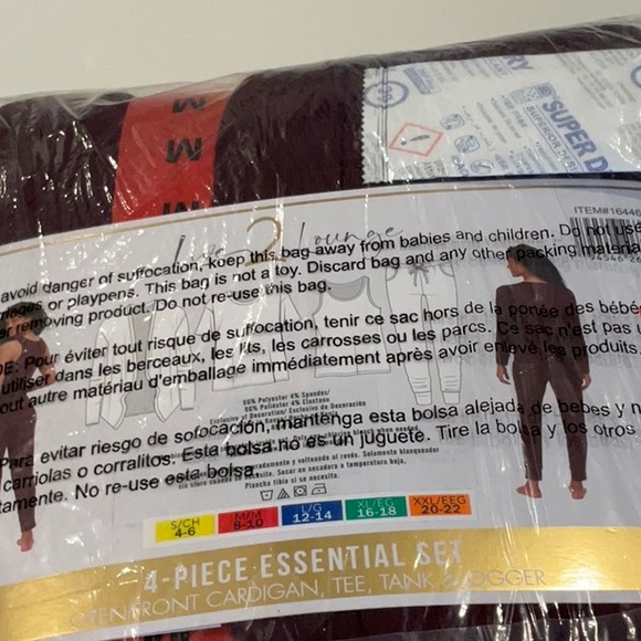 NWT LIVE 2 LOUNGE 4 PIECE ESSENTIAL SET. COLOR IS WINE. SIZE IS MEDIUM. - Picture 2 of 3